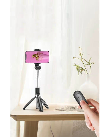 XO Selfie Stick With Remote Control