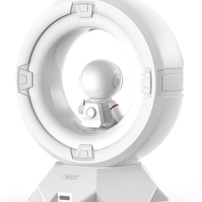 XO Spaceman Tri-color Night Light