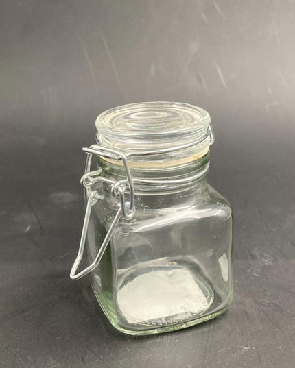 Glass Mini Jar Squared
With a locking lid